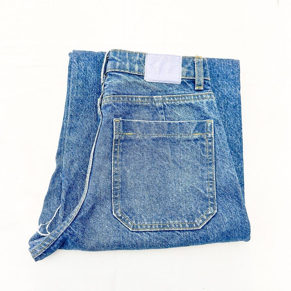 Zara Wide Leg Denim Jeans Zip Fly Blue Wash Loose Fit Raw Hem Size 4